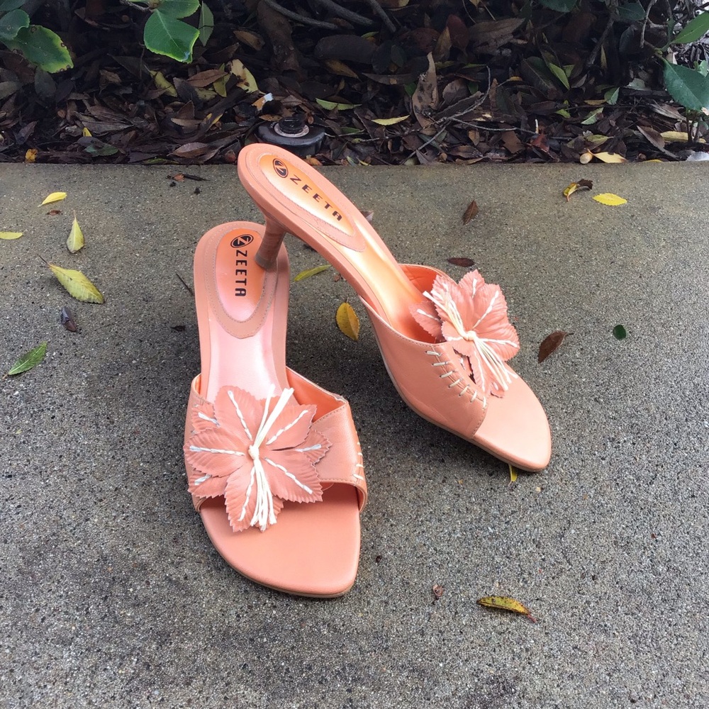 Zeeta Women's Peach Heeled Sandals size 39